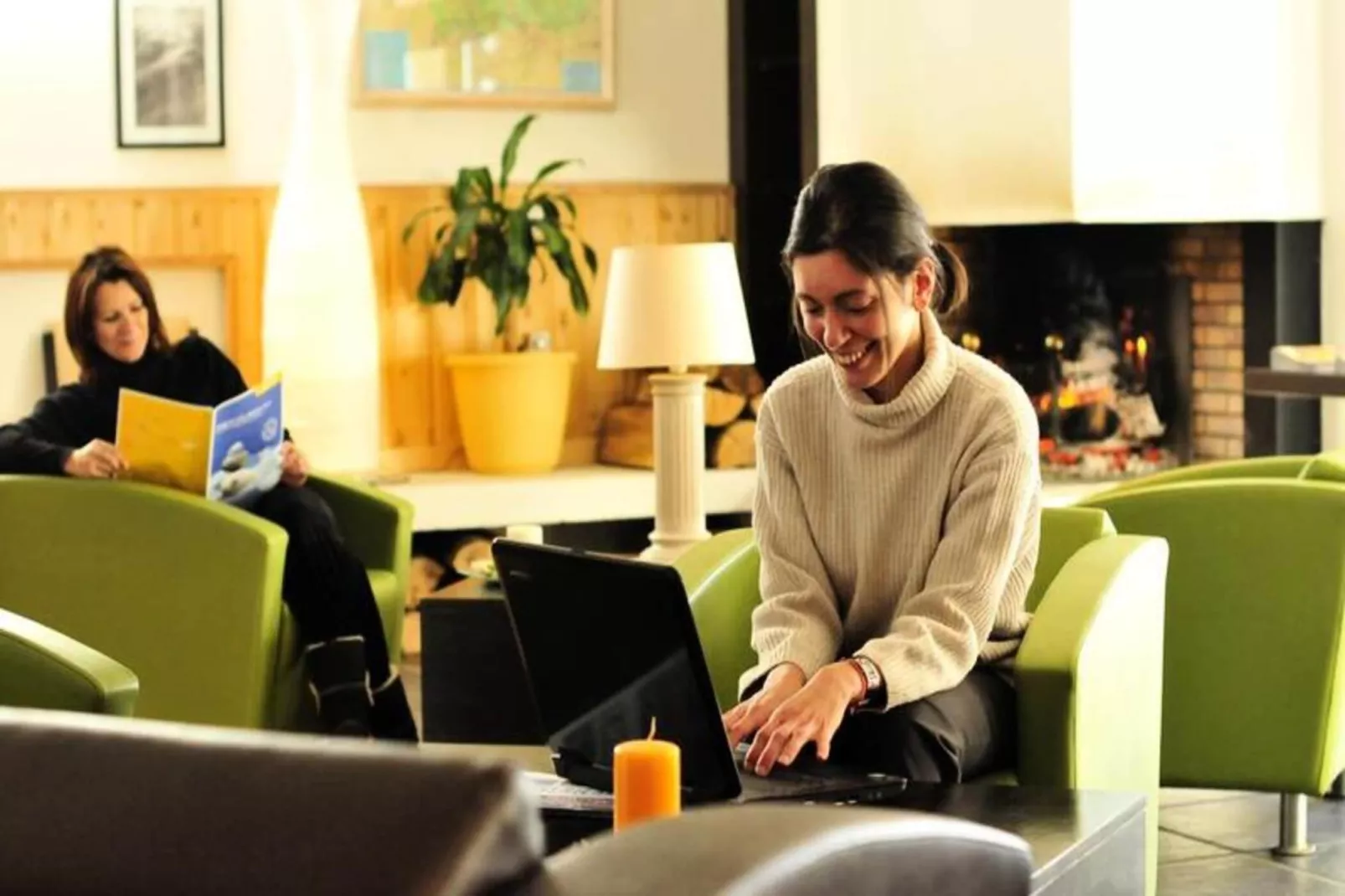 Résidence Goélia Le Domaine de Castella***-Exterior in summer