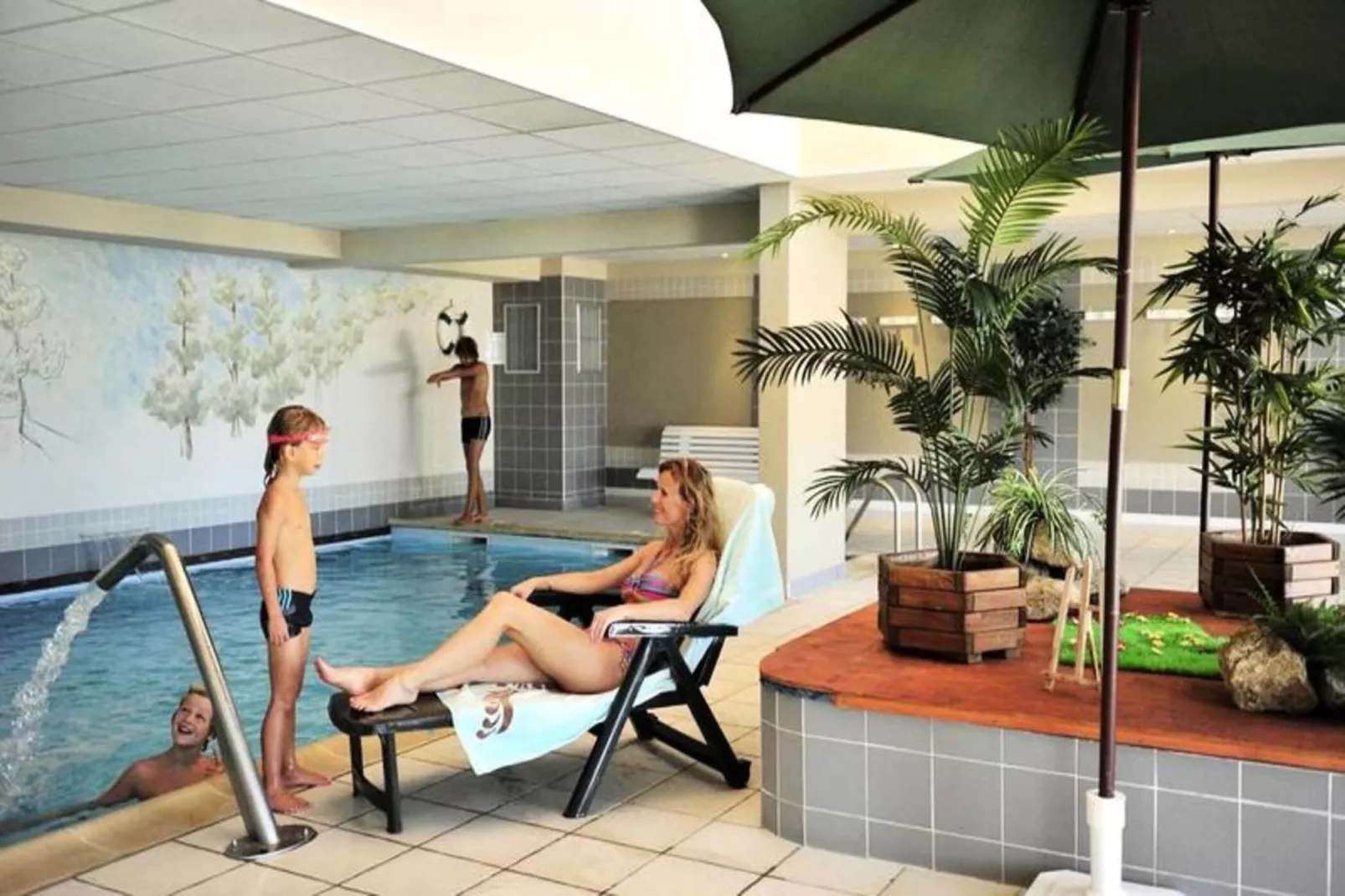 Résidence Goélia Le Domaine de Castella***-Außenbereich Sommer