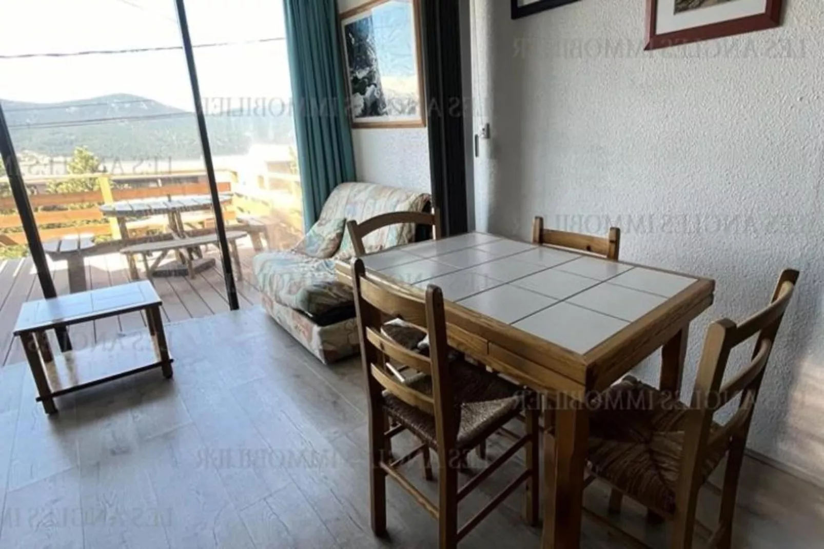 Résidence Les Mouflons-Exterior in summer