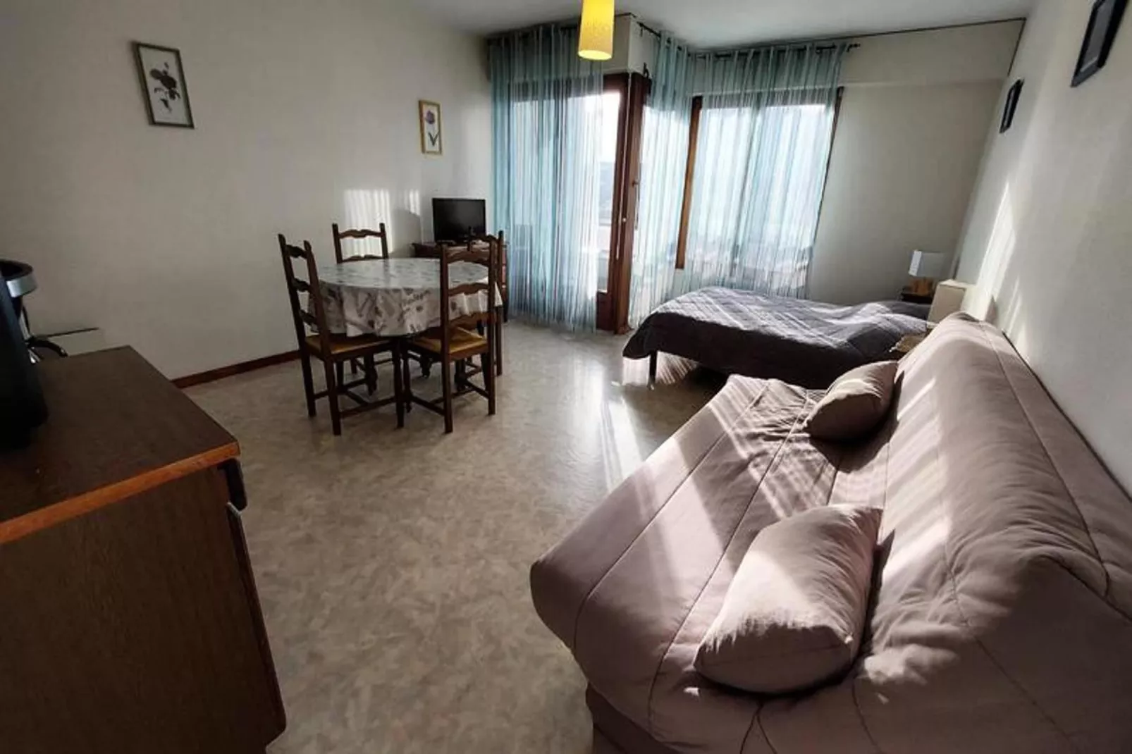 Résidence Le Chateau Durieux 3-Living room