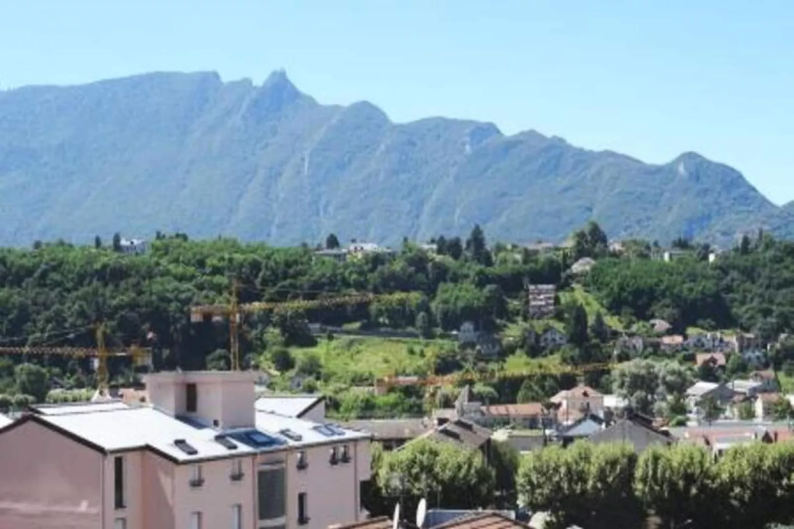 Résidence Montcalm D-Aussicht Sommer