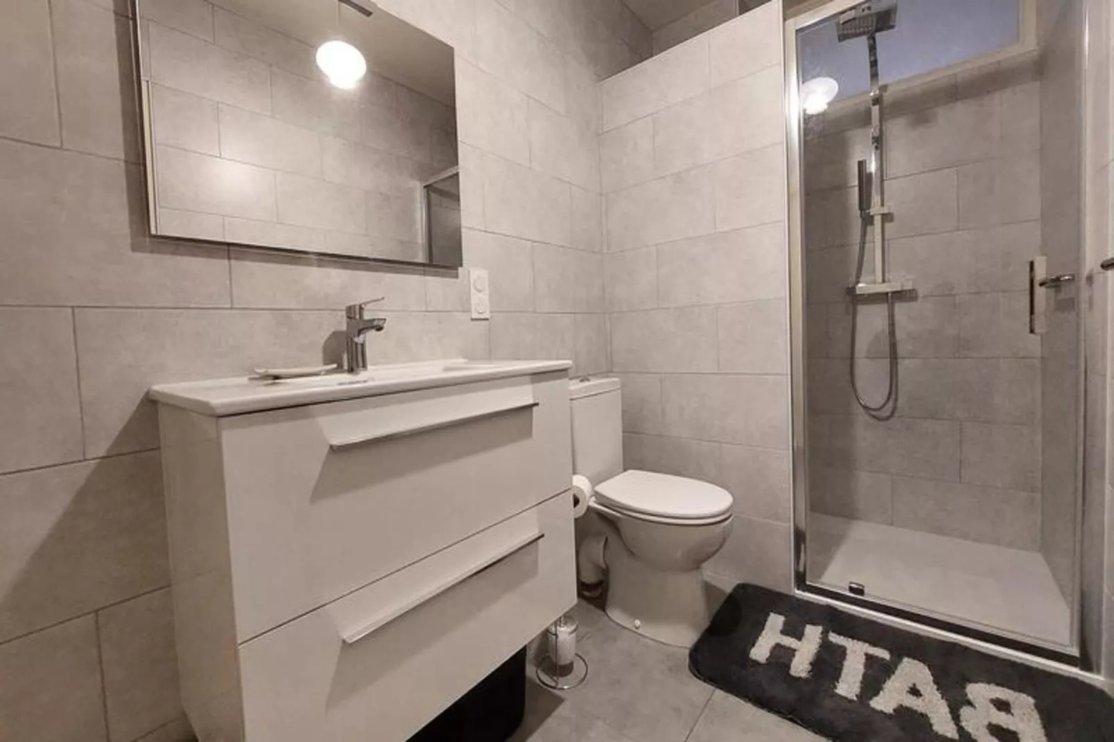 Résidence Le Cheverny-Badezimmer