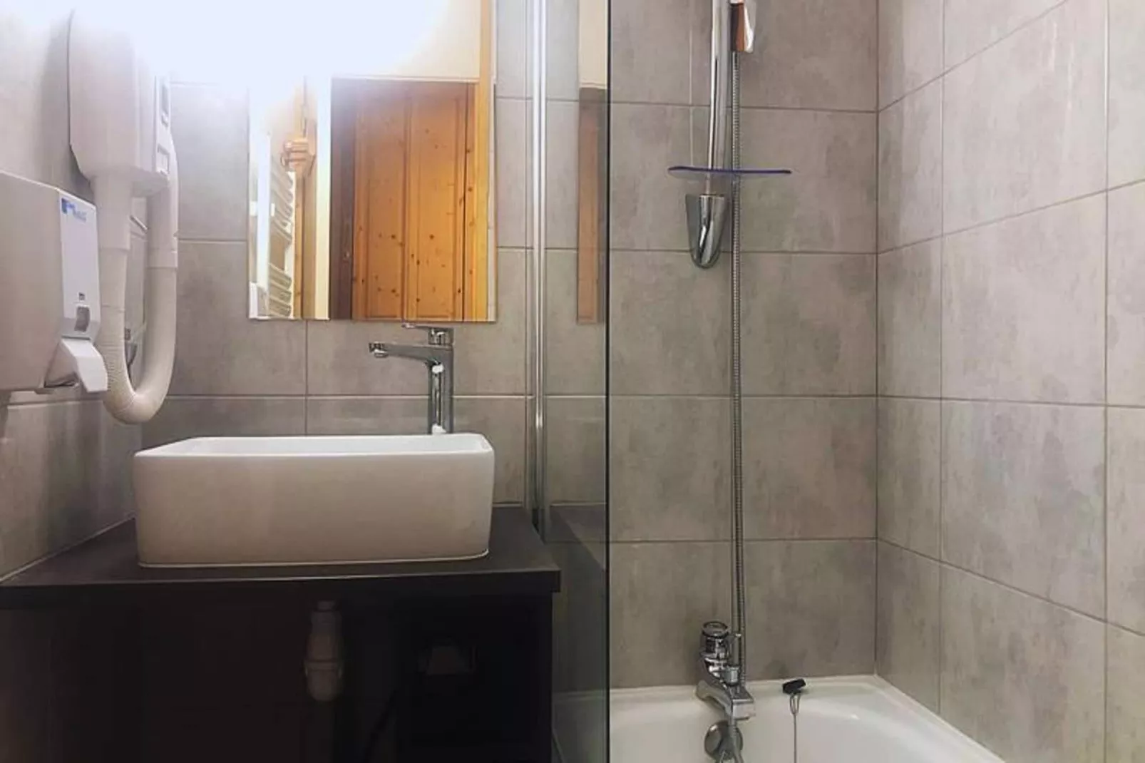 Résidence Riondet-Badezimmer