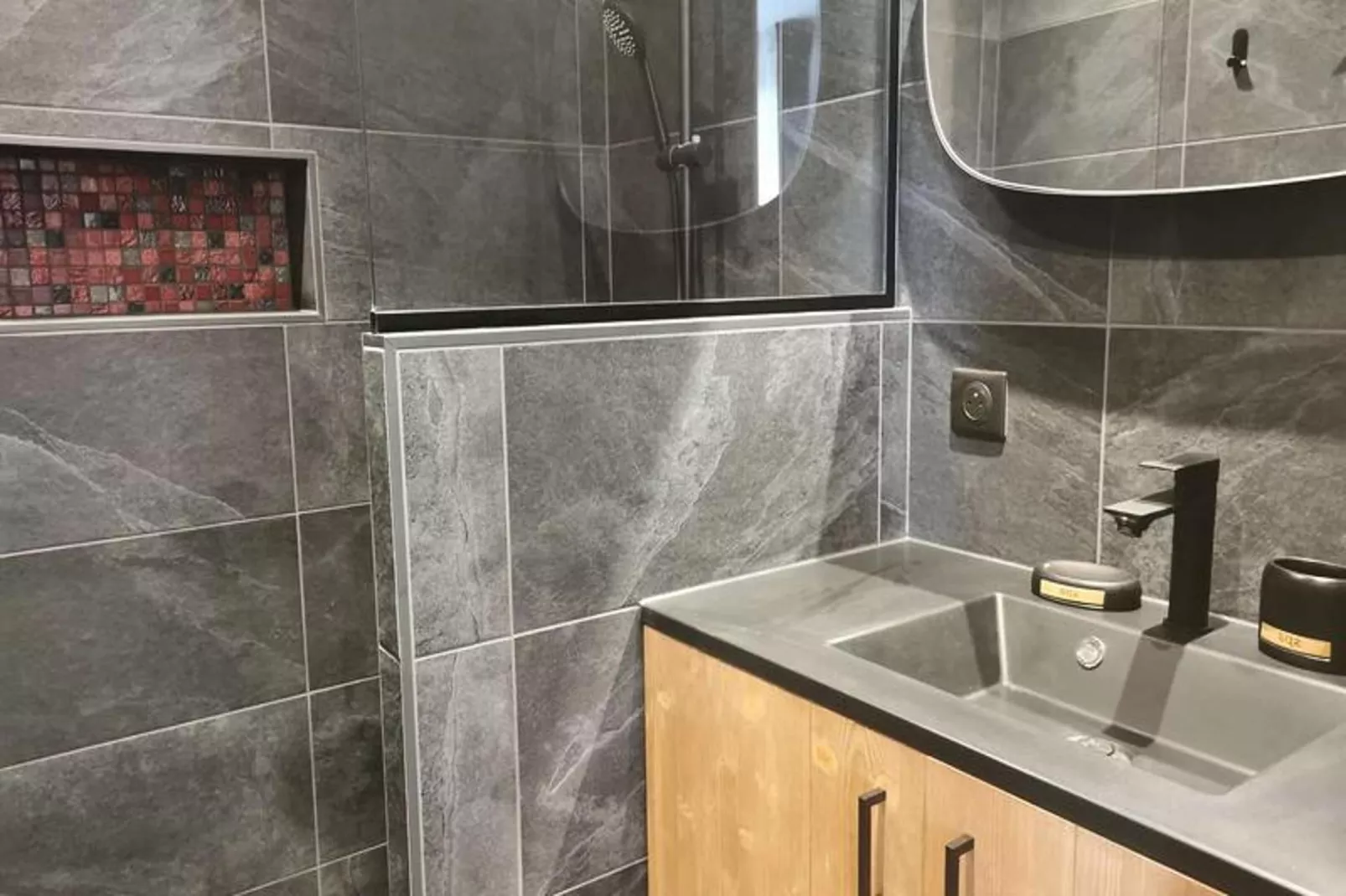 Résidence Souche-Badezimmer