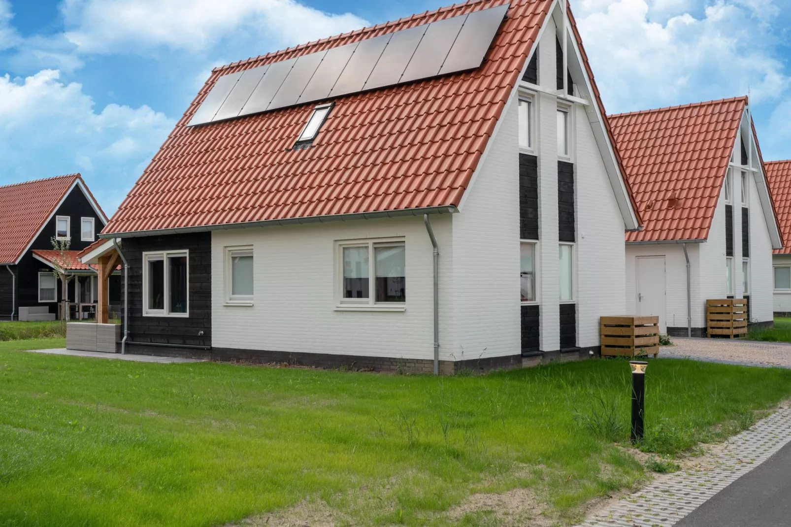 De Kievit Huis Nr 36-Gardens summer