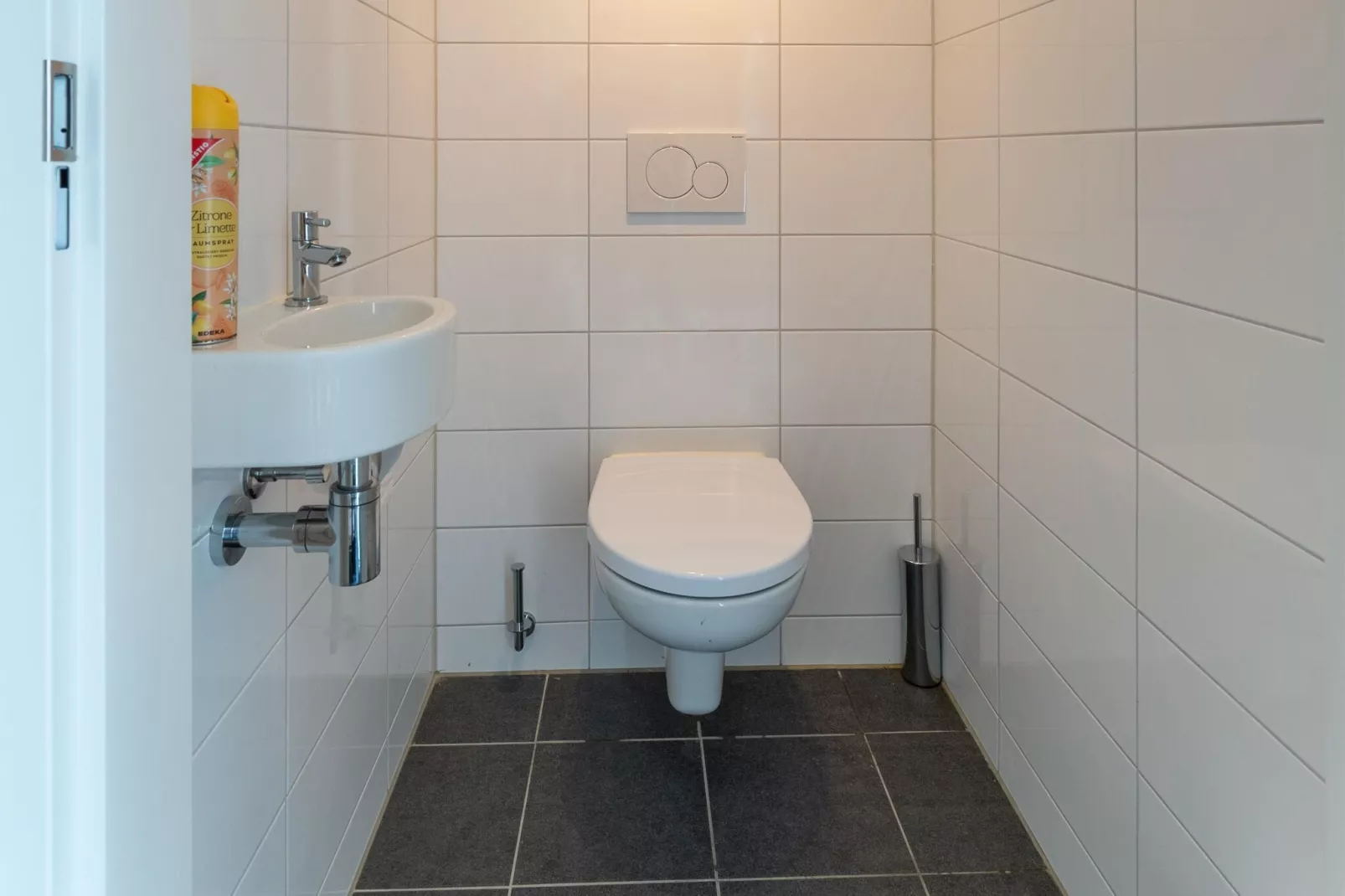 De Scholekster Huis Nr 14-Bathroom