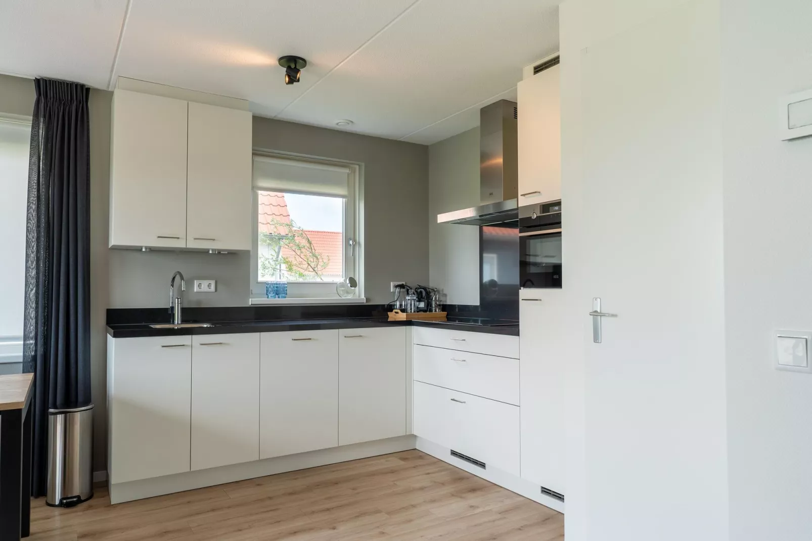 Wulpdal Huis Nr 51-Kitchen