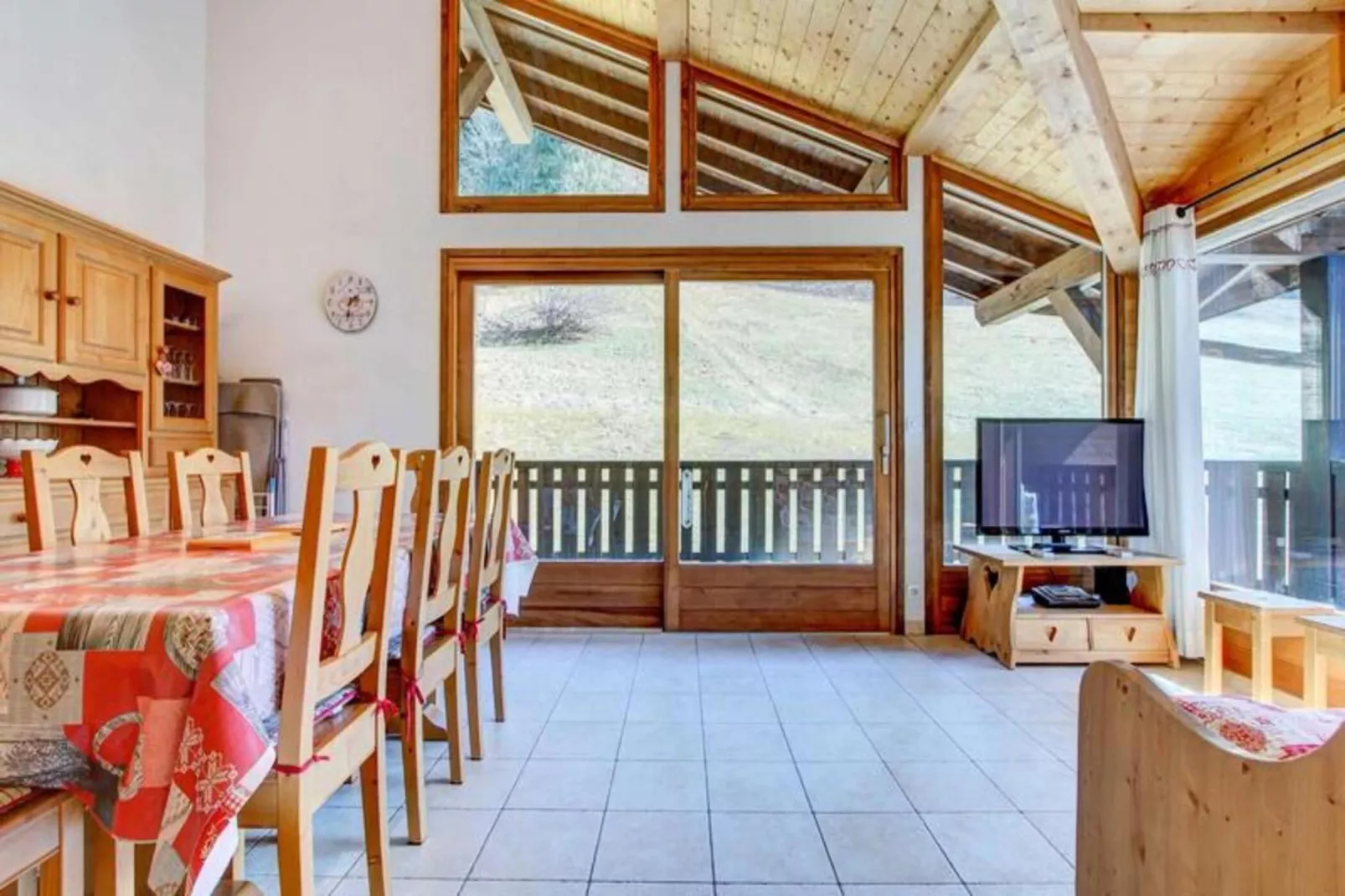 Résidence Les Cesaries - Außenbereich Sommer