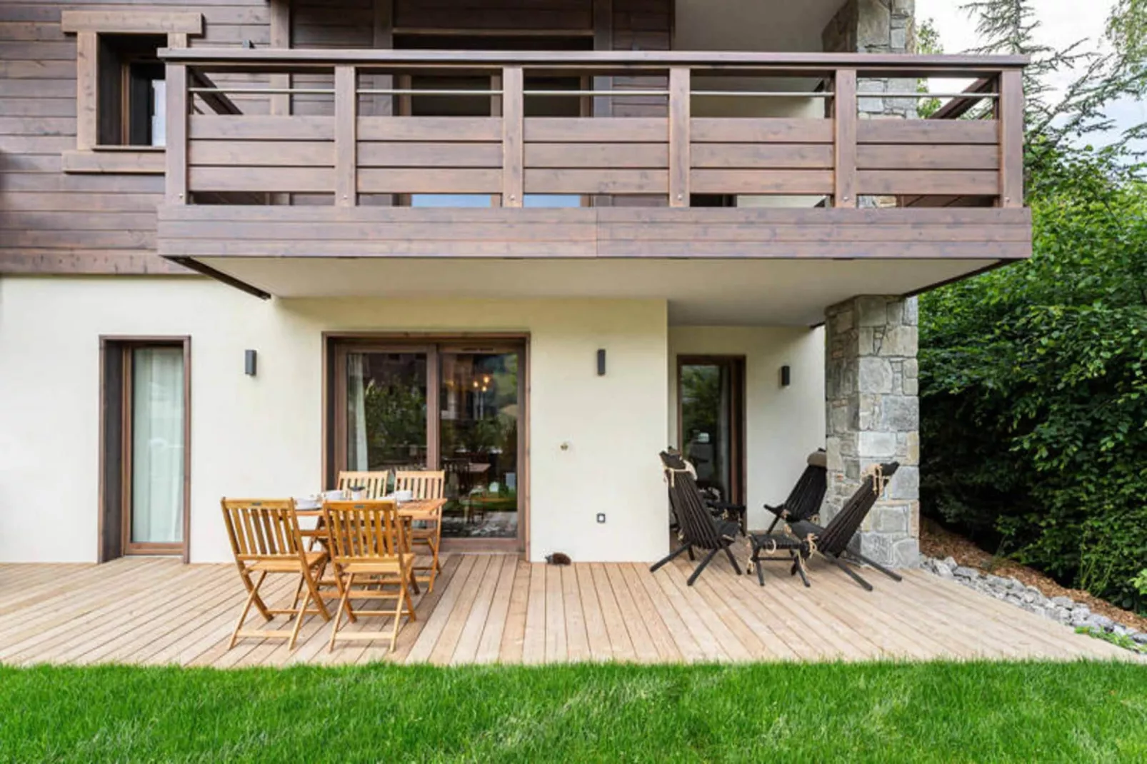 Résidence Stallion A-Außenbereich Sommer