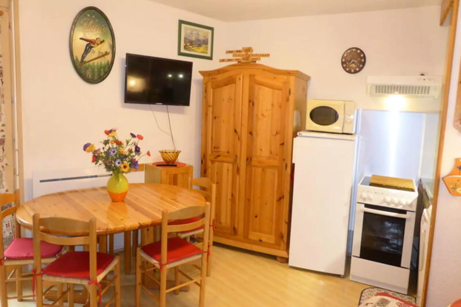 Résidence Pierres Blanches-Salle à manger