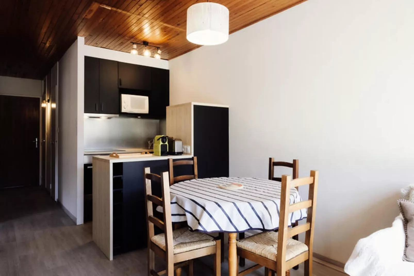 Résidence Bison-Exterior in summer