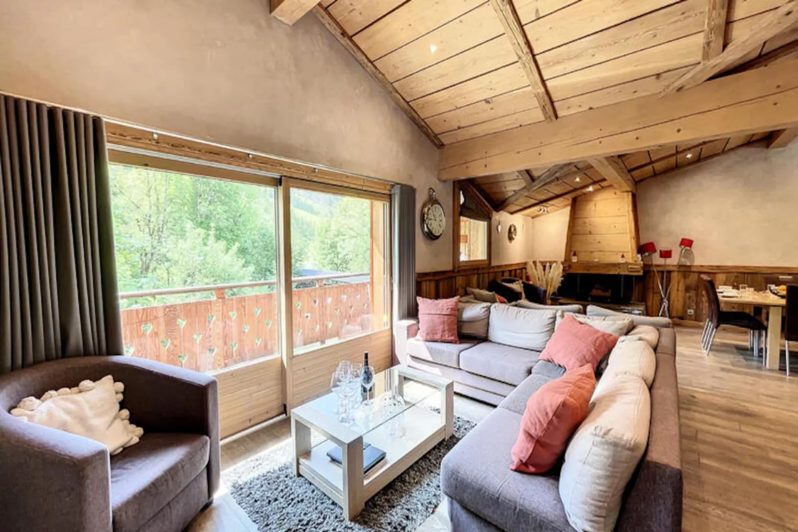 Appartements à Les Gets-Image-tags.