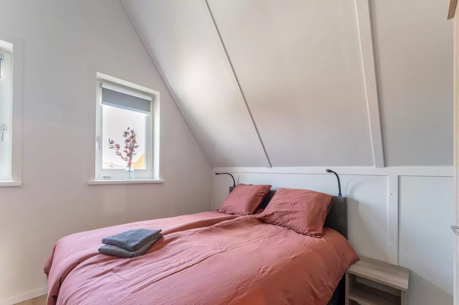 De Zeemeeuw Huis Nr 54-Bedroom