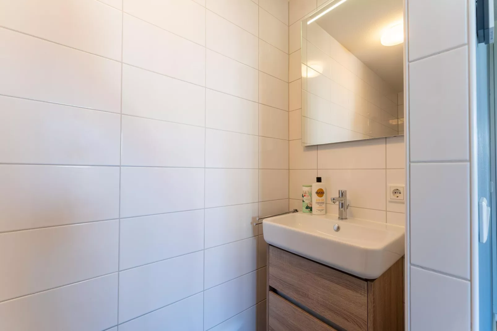 De Zeemeeuw Huis Nr 54-Bathroom