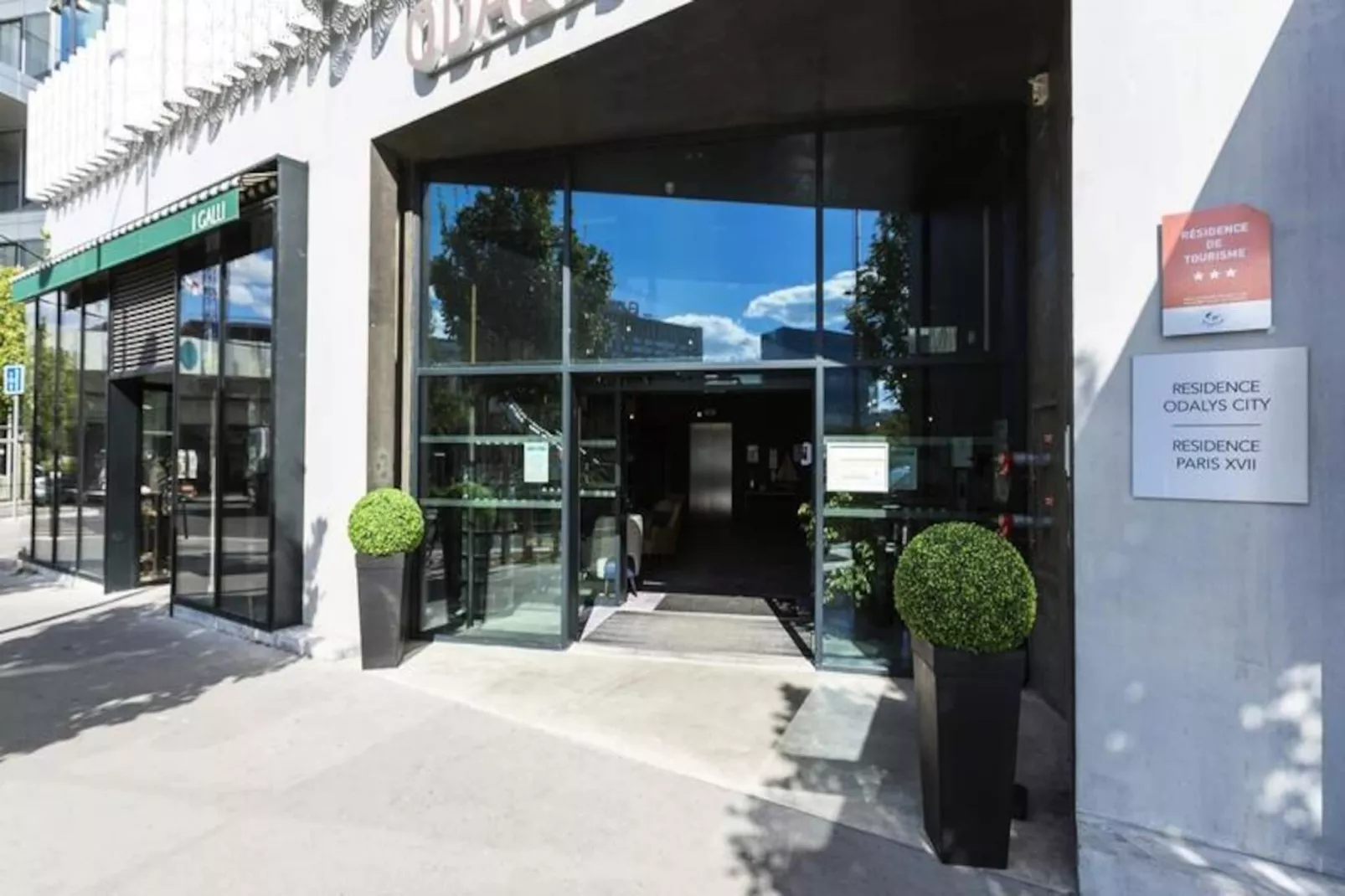 Appart'hôtel Odalys Paris XVII-Image-tags.