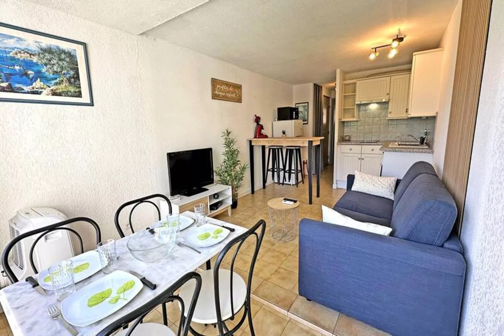 Résidence Les Coralines-Living room