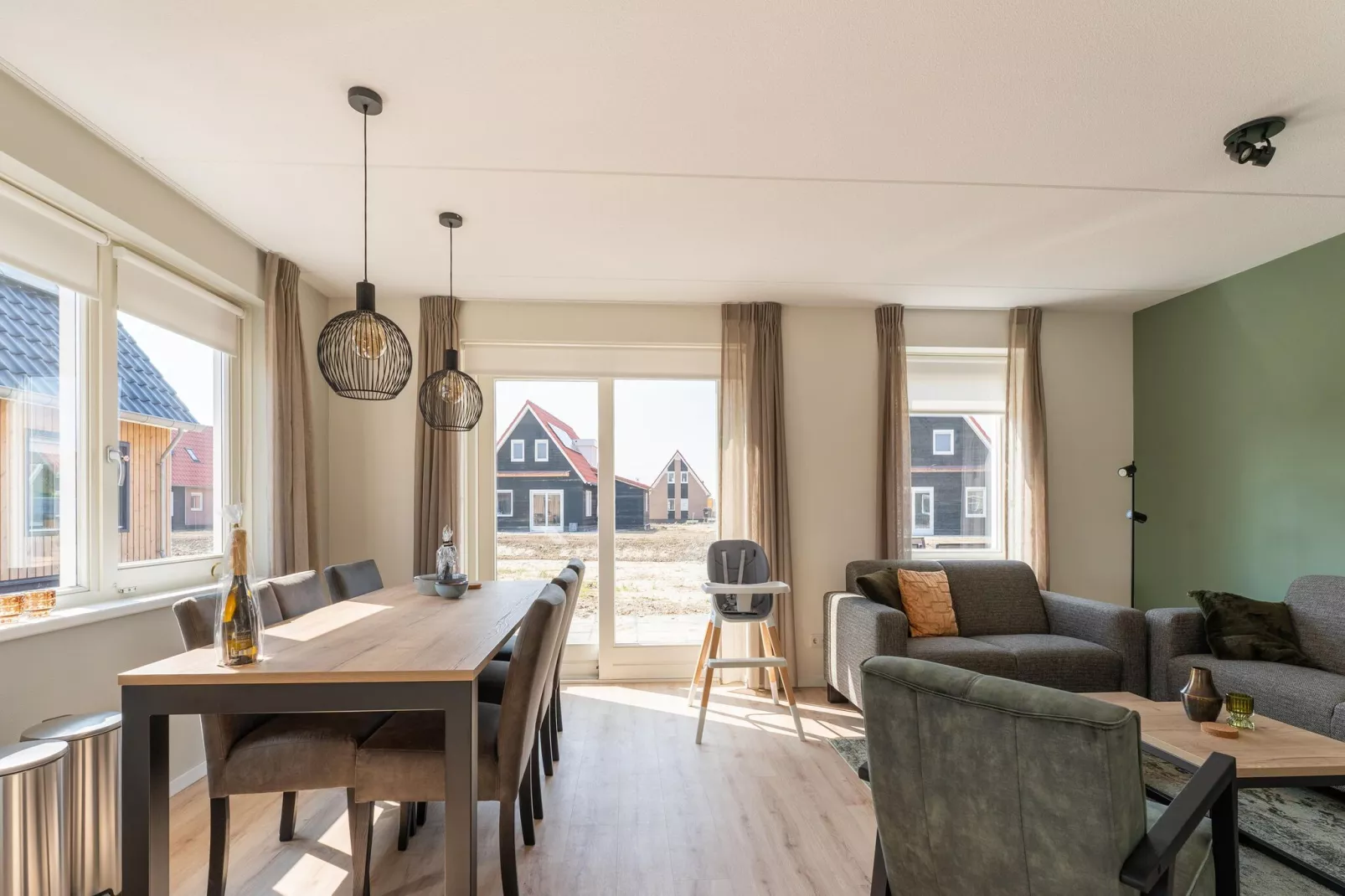 De Tjiftjaf Huis Nr 21-Dining room