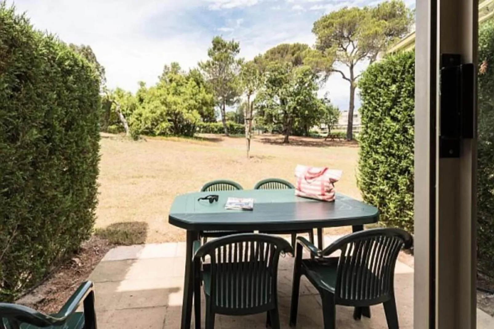 Résidence Pierre & Vacances La Corniche d'Or-Flur