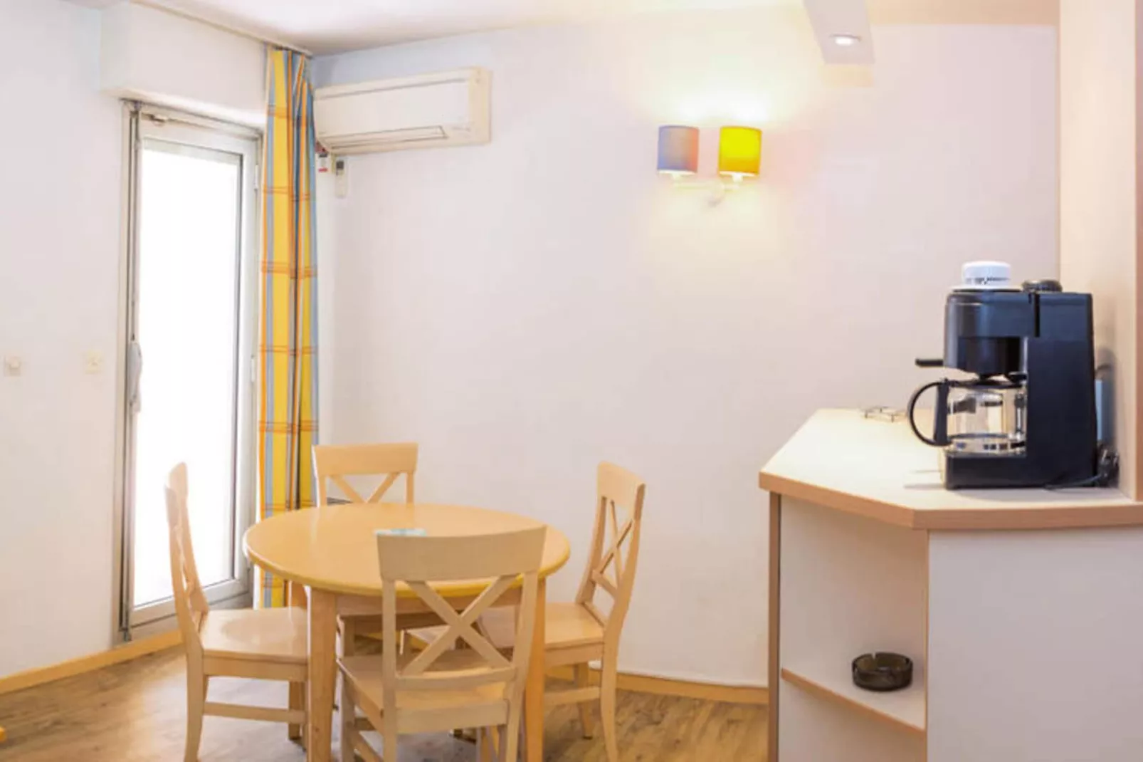 Résidence Promenade des Bains - maeva Home-Dining room