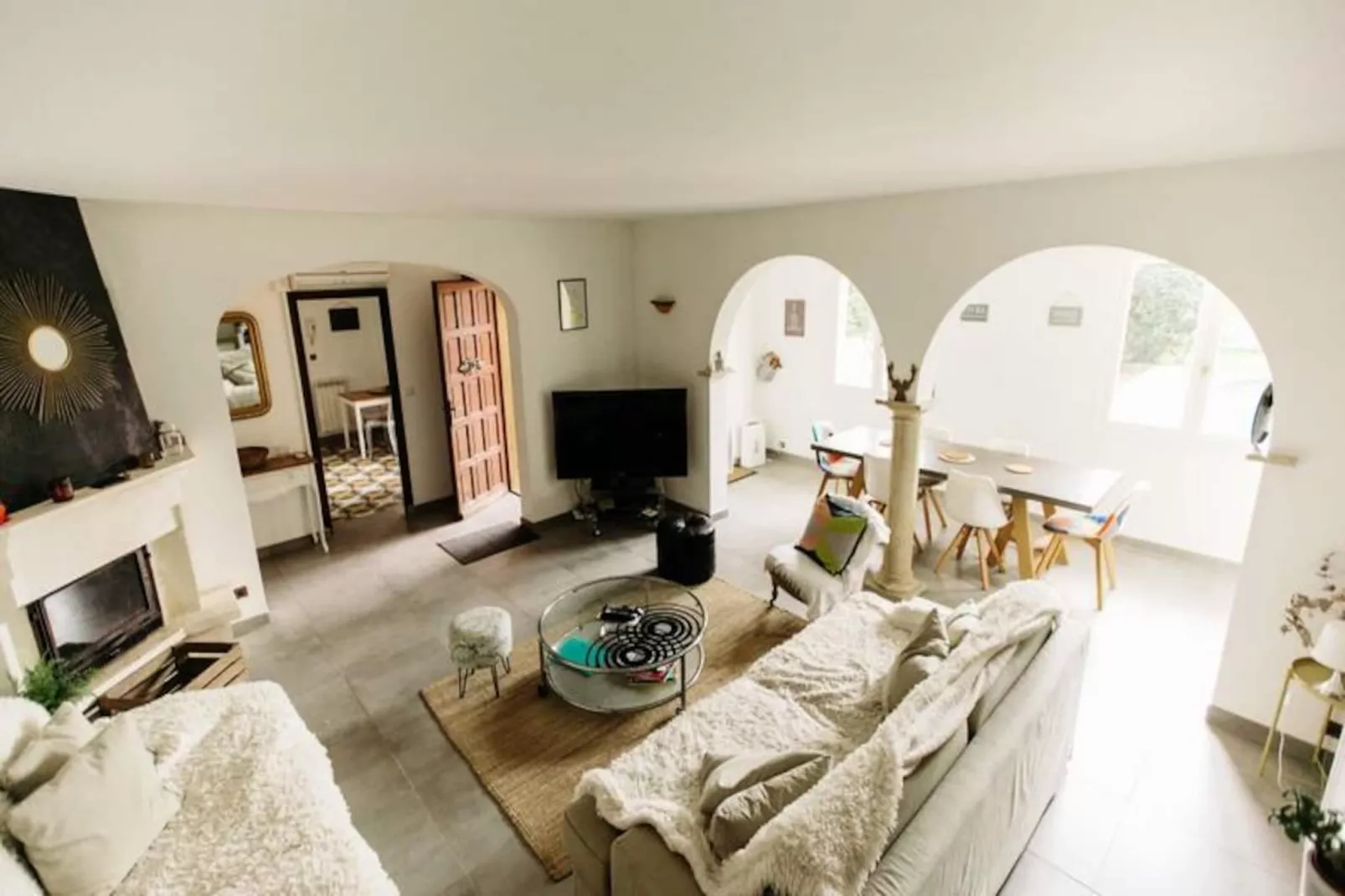 Villa Avec Piscine Proche De La Rivi&egrave;re !-Image-tags.