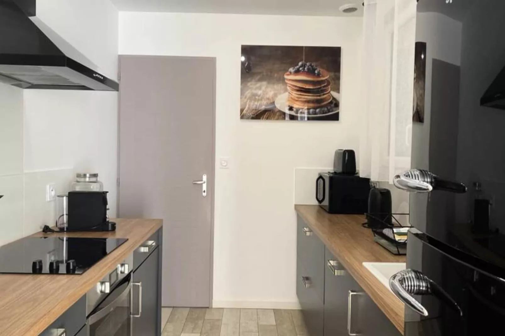 Villa Canada - Domaine Le Sherwood-Exterior in summer