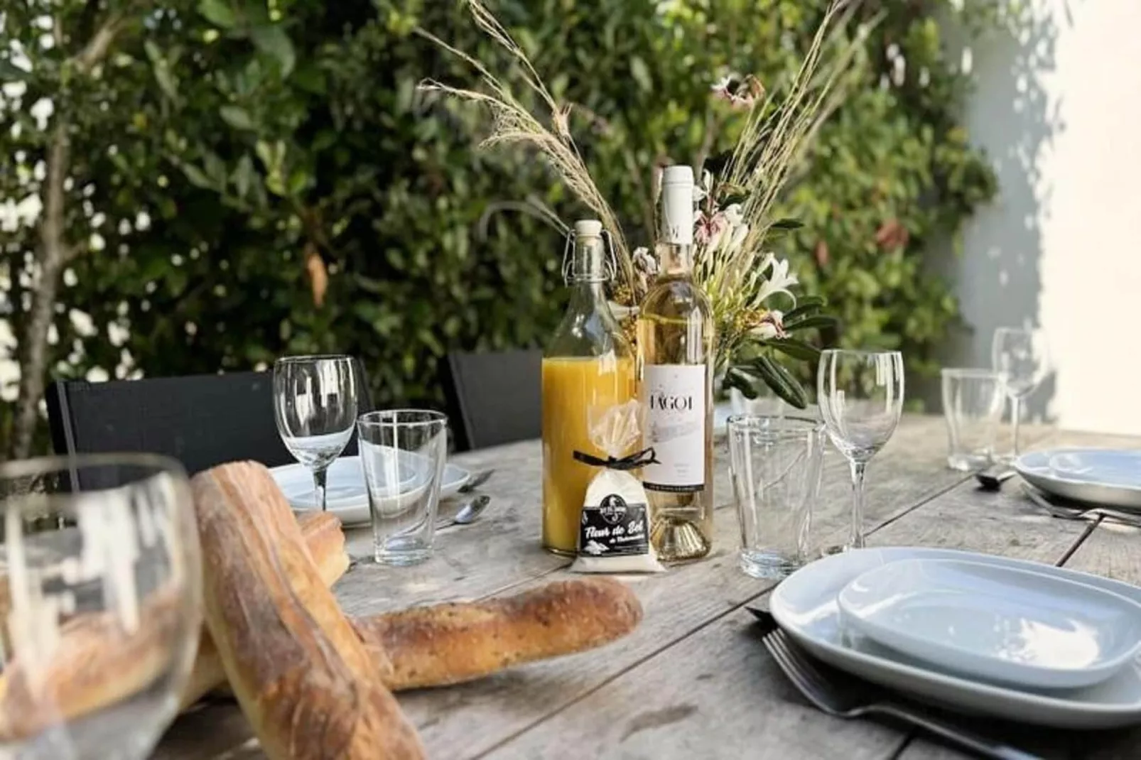 Villa Irlande - Domaine Le Sherwood-Dining room