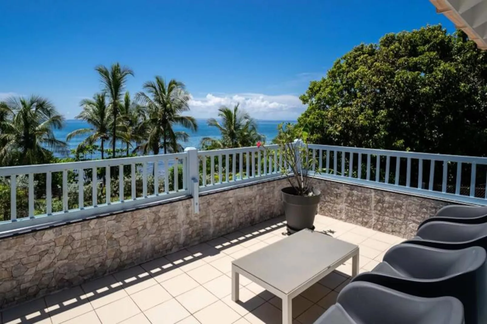 Villa Blue Horizon-Image-tags.