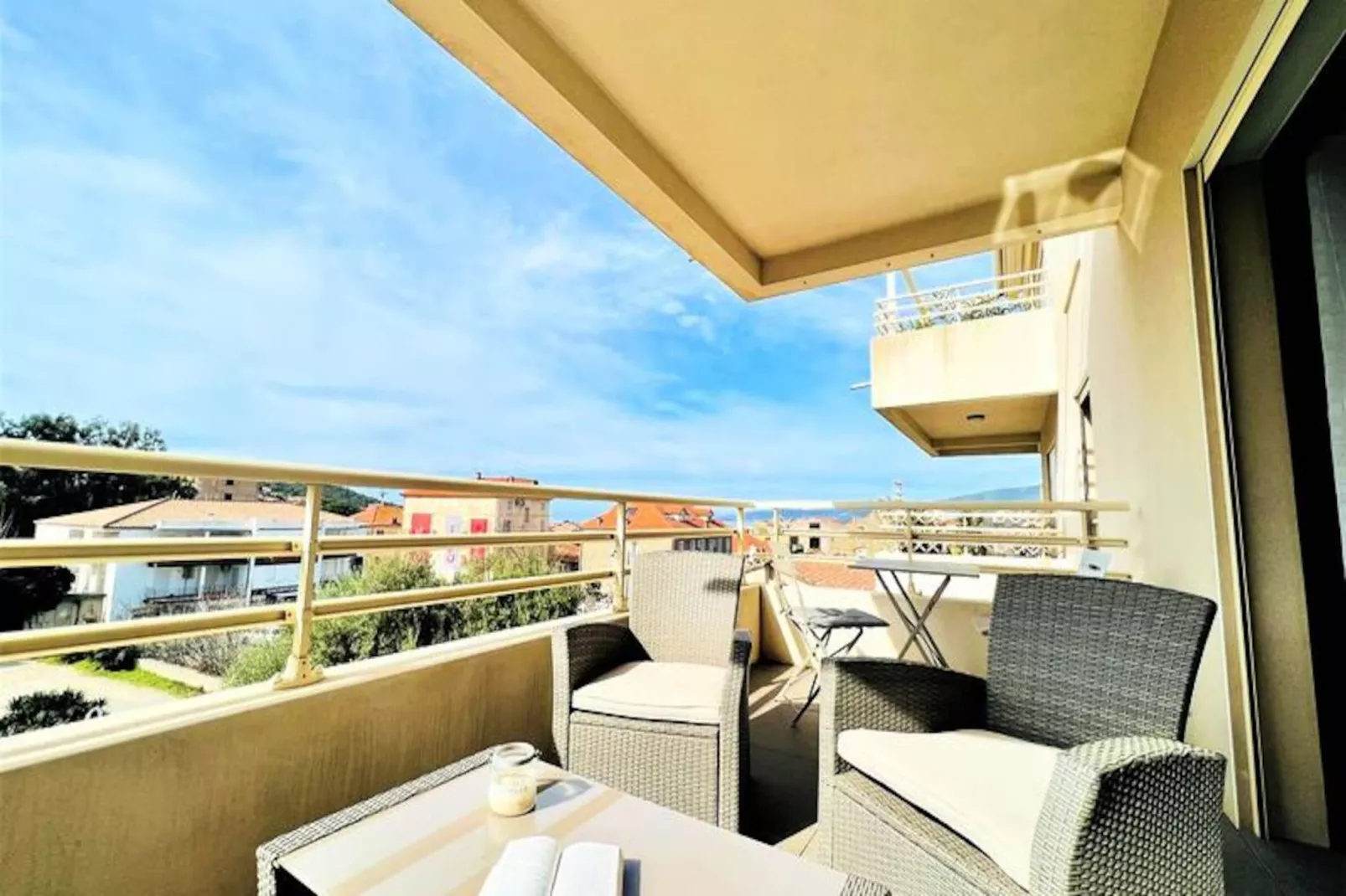 Résidence Jardins De Quatrina-Image-tags.