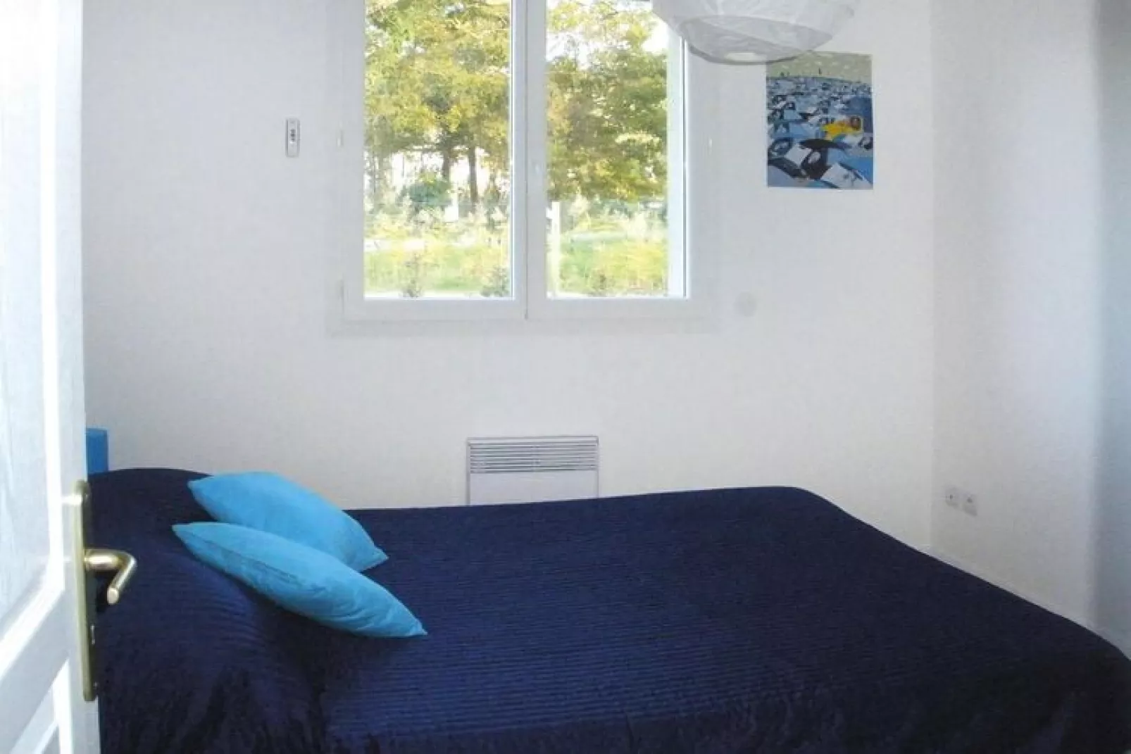 Holiday home with pool Grayan-et-l'Hôpital-Chambre