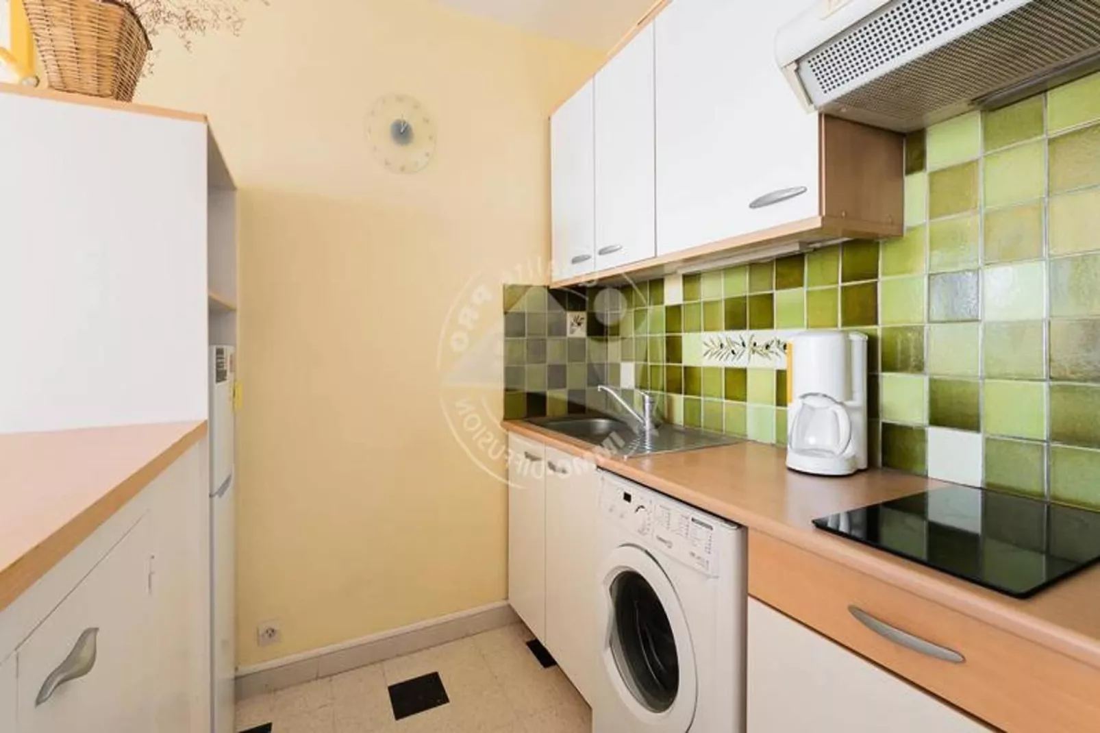 Résidence "les Tamaris"-Küche