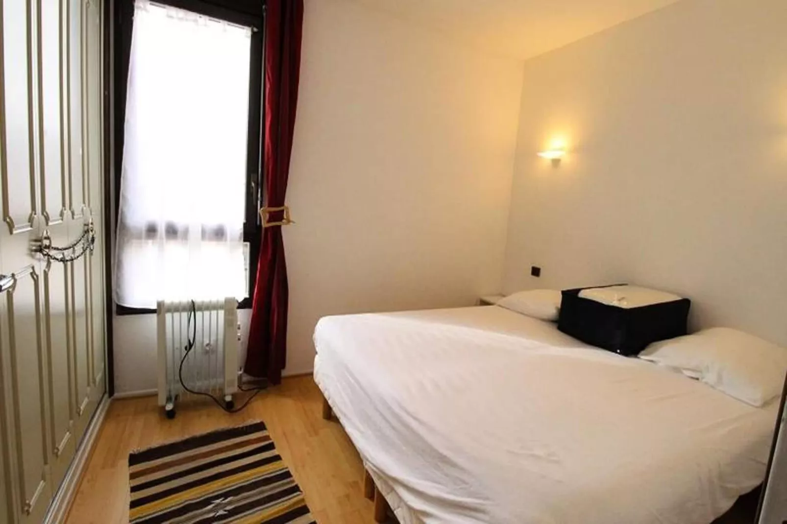 Résidence Terrasses D'etigny-Bedroom