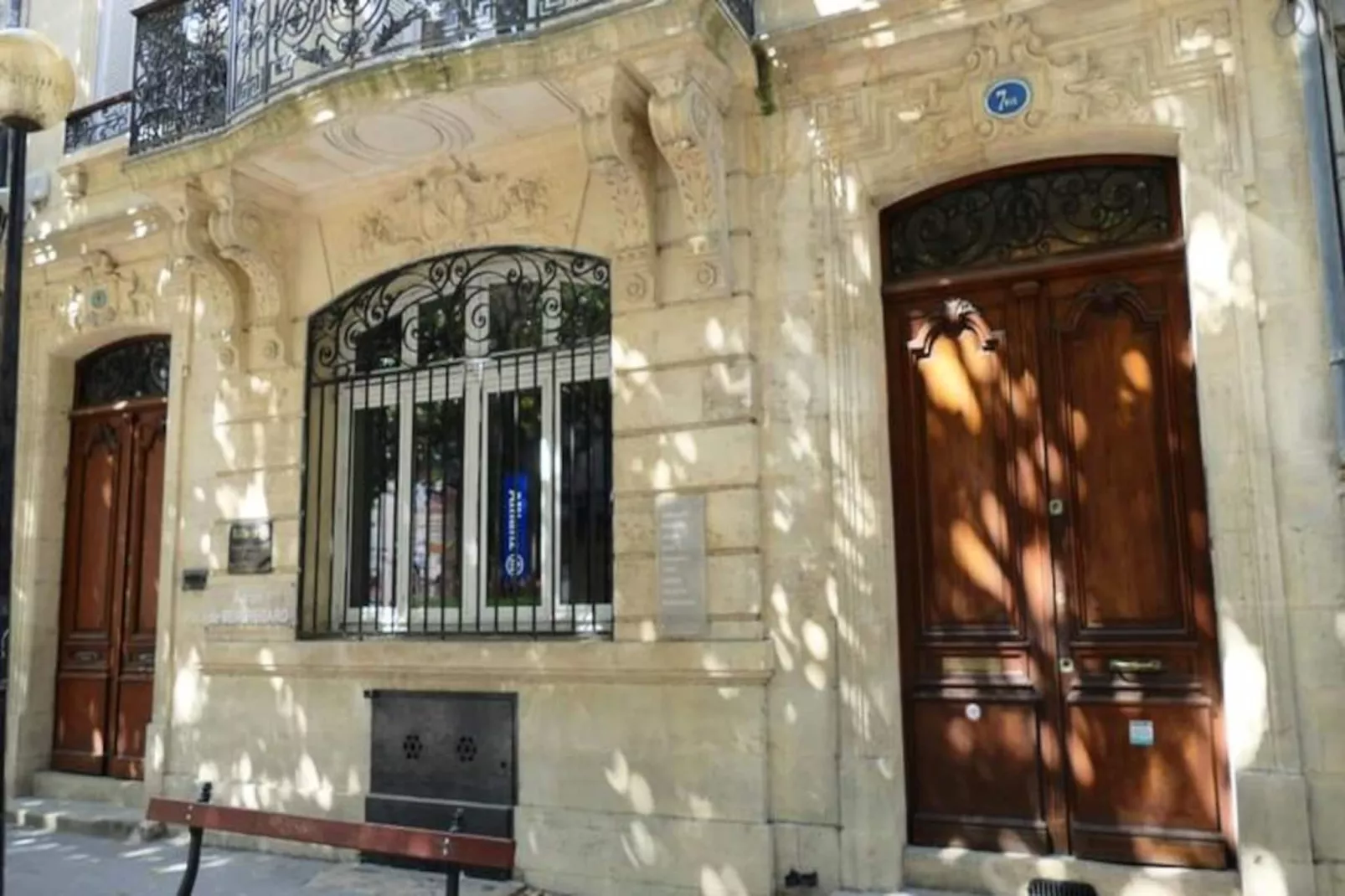 Confortable Studio De Standing Tr&egrave;s Bien Situ&eacute; Aux Portes De Quinconces-Image-tags.