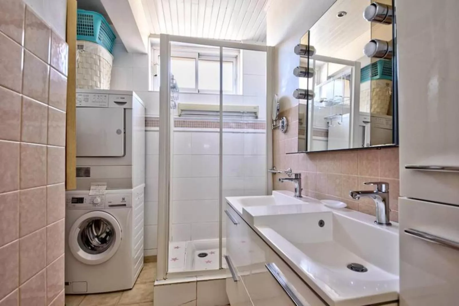 Résidence Palm Beach-Exterior in summer