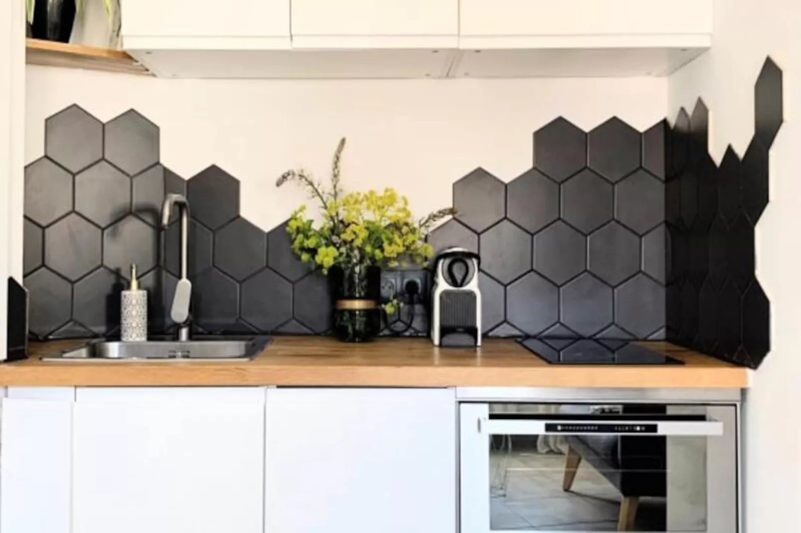 Les Toits De L'argenterie-Image-tags.