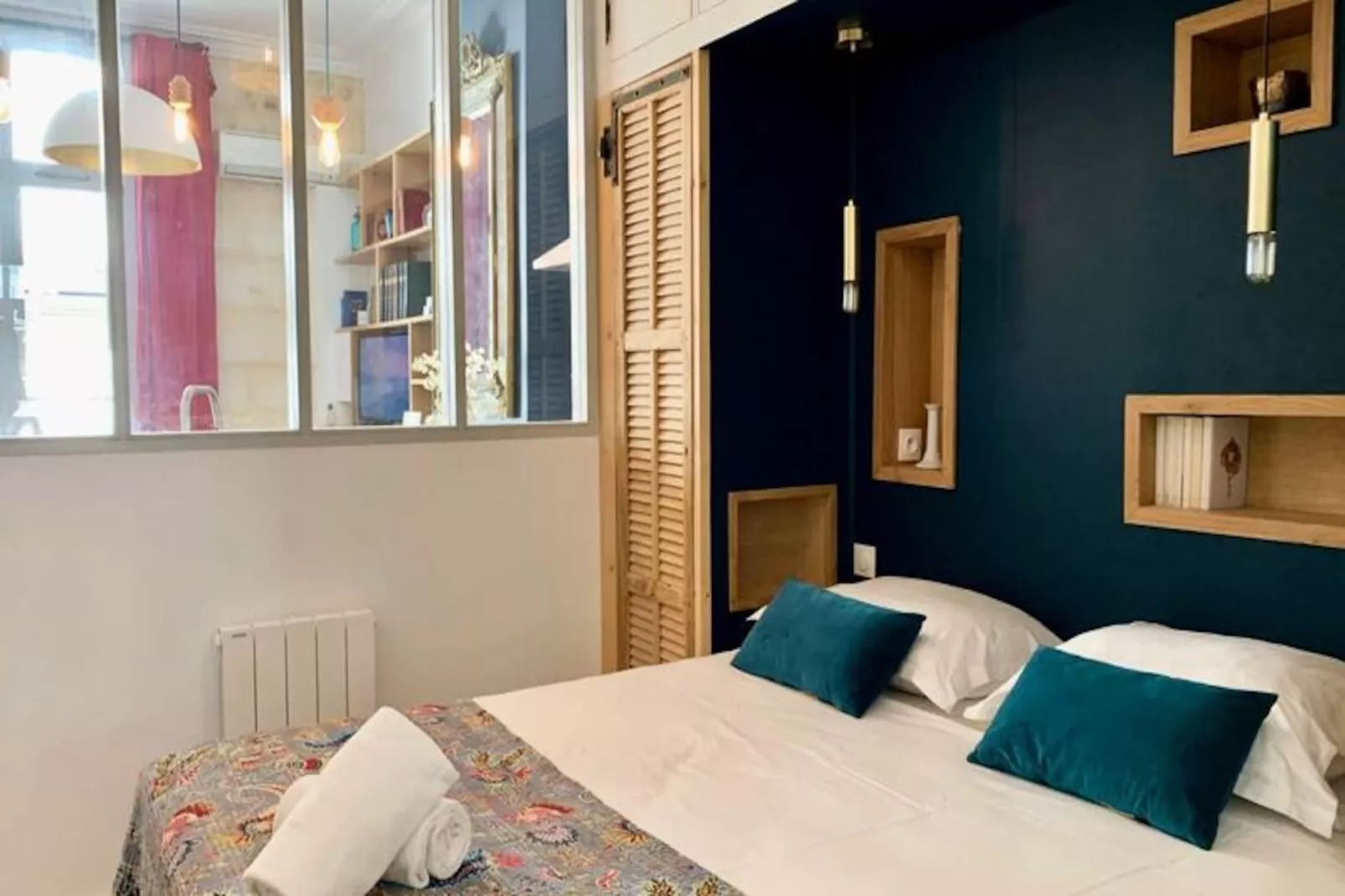 Home Chic Home - Les Suites De La Com&eacute;die - Suite1-Image-tags.