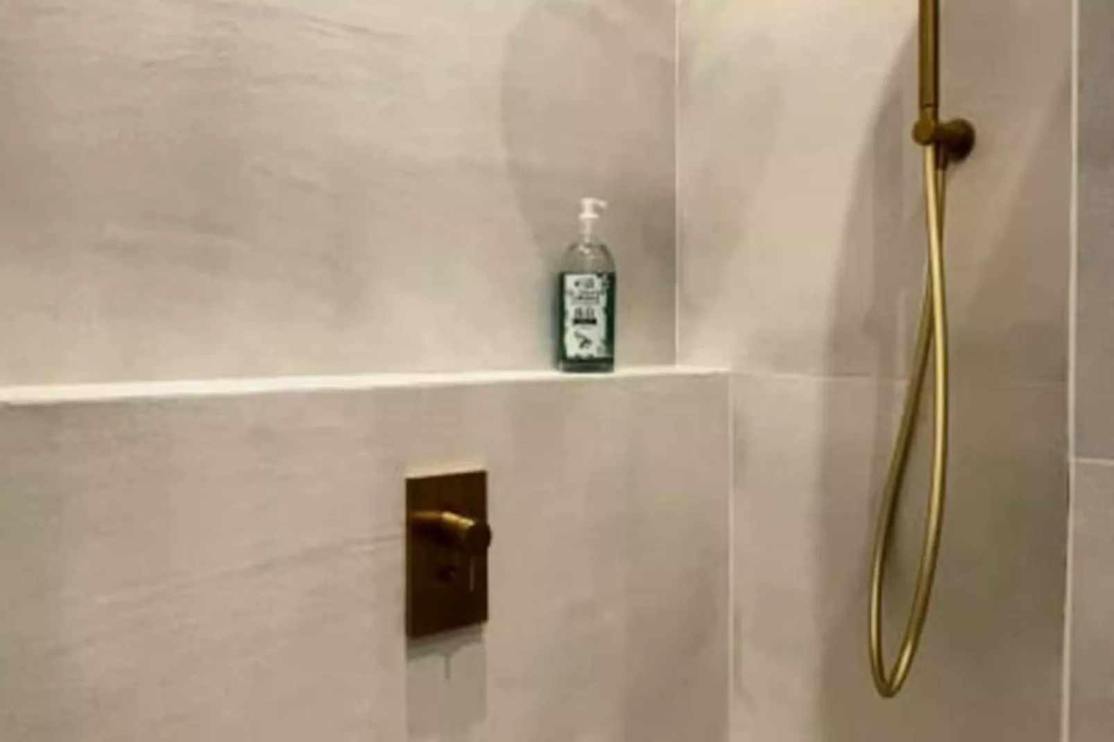 Home Chic Home - Les Suites De La Com&eacute;die - Suite4-Image-tags.