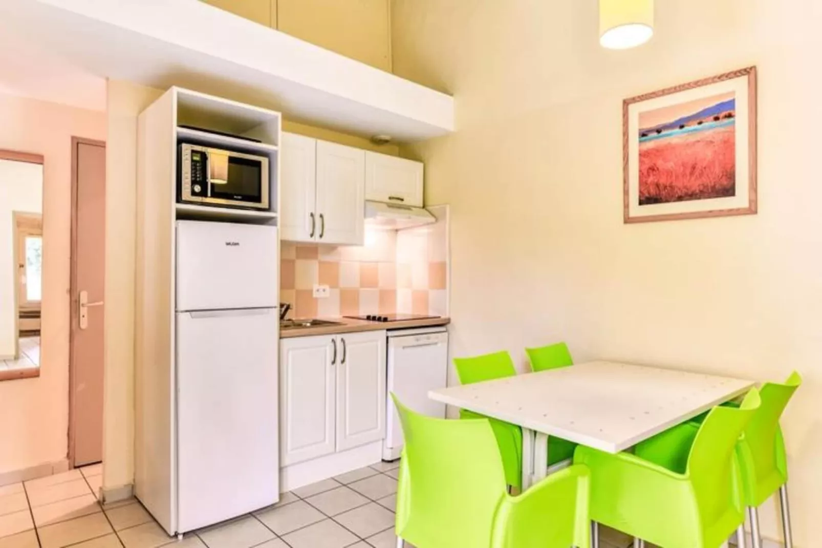 SOWELL Family Cap d'Agde****-Kitchen