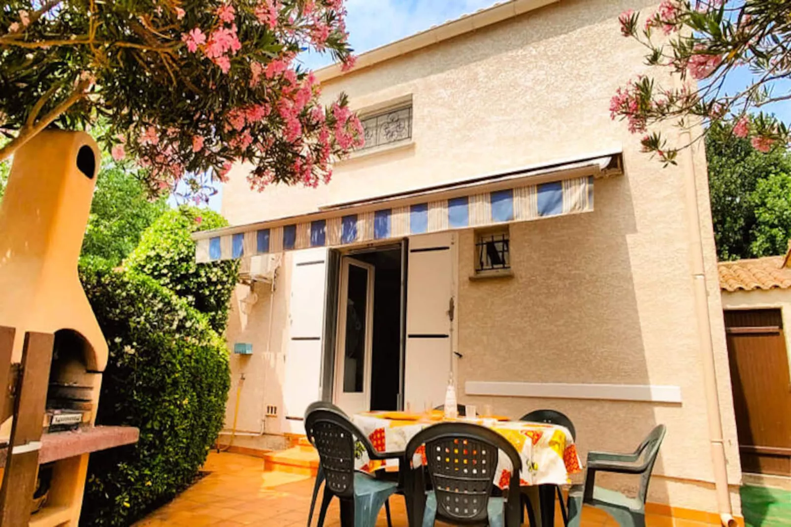 Maison De Vacances Climatis&eacute;e &agrave; 600m De La Plage-Image-tags.