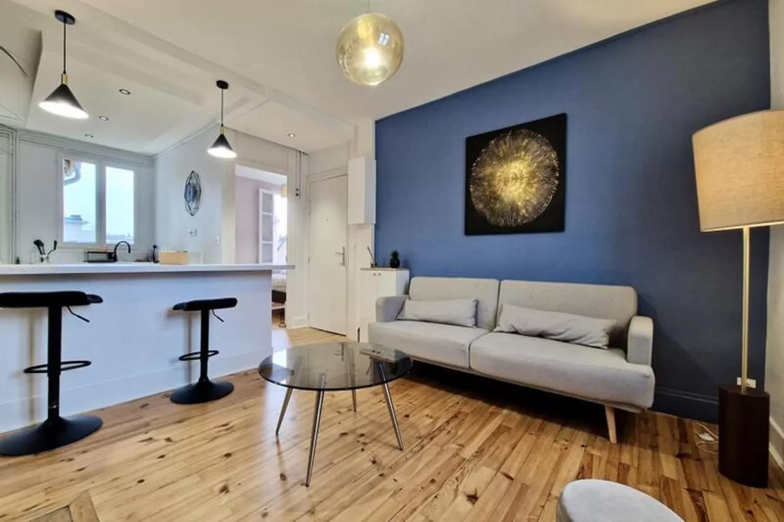 | Le Blue Revol  💡| R&eacute;nov&eacute;, Tout &eacute;quip&eacute;-Living room