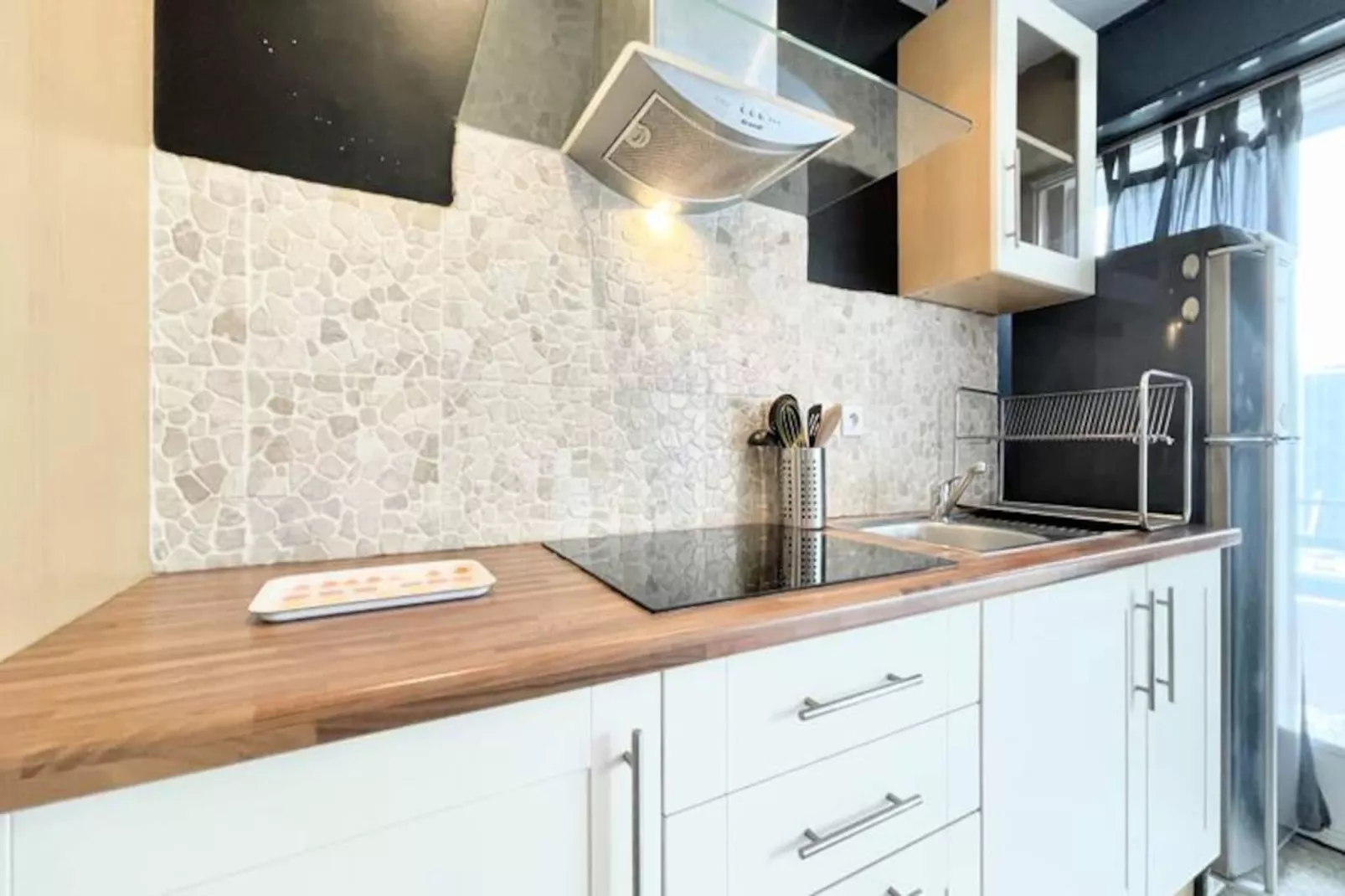 | Le Contemporain ⚙️| 6 Couchages | Wifi, Tram |-Image-tags.