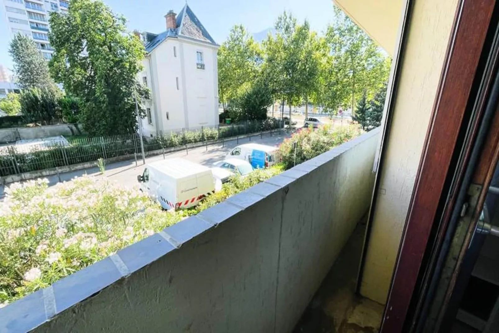 La Pause Grenobloise  - Studio - Balcon-Aussicht Sommer