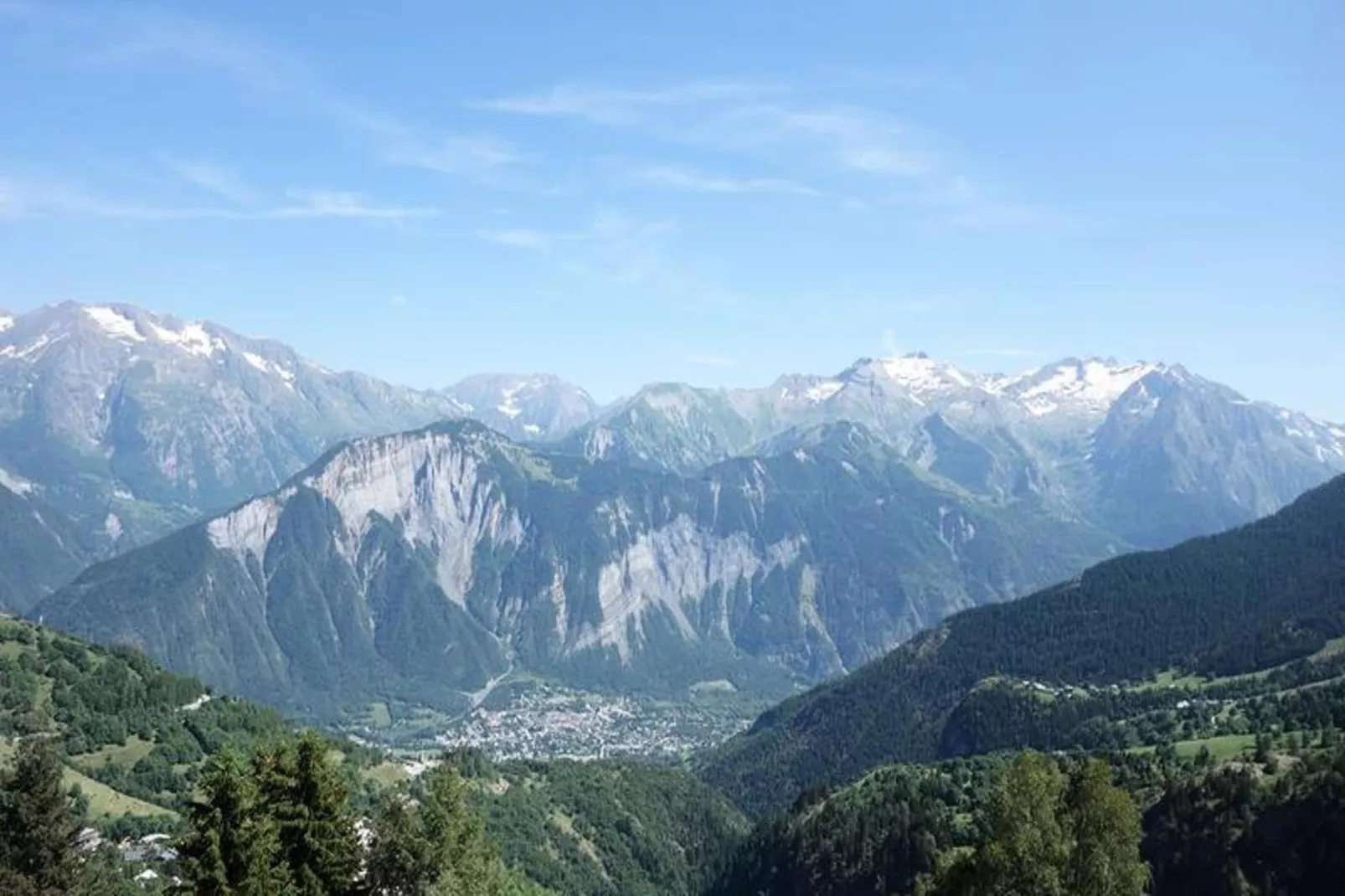 Résidence Solaires-Vue d'été