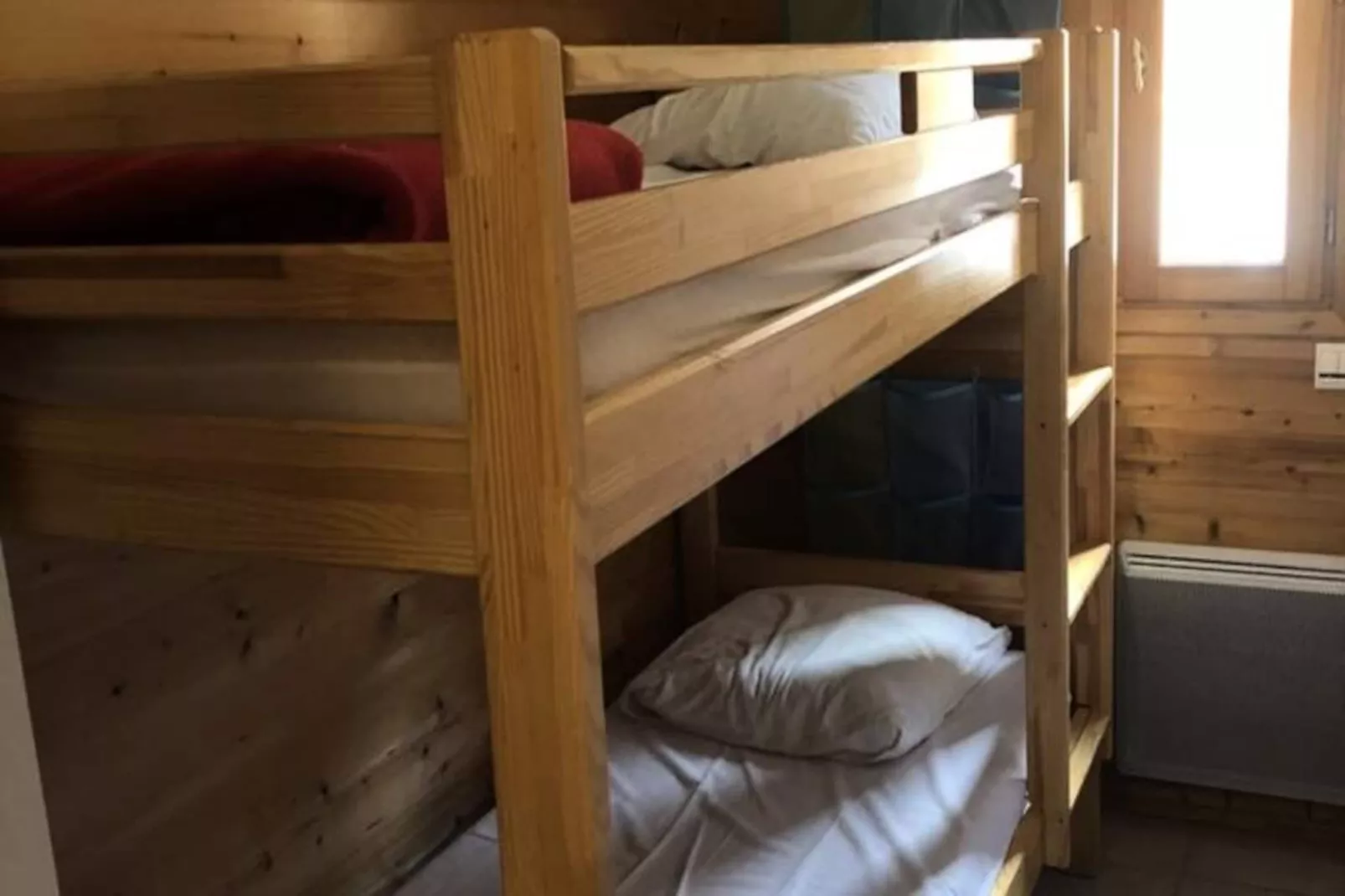 Chalet Alpina-Image-tags.