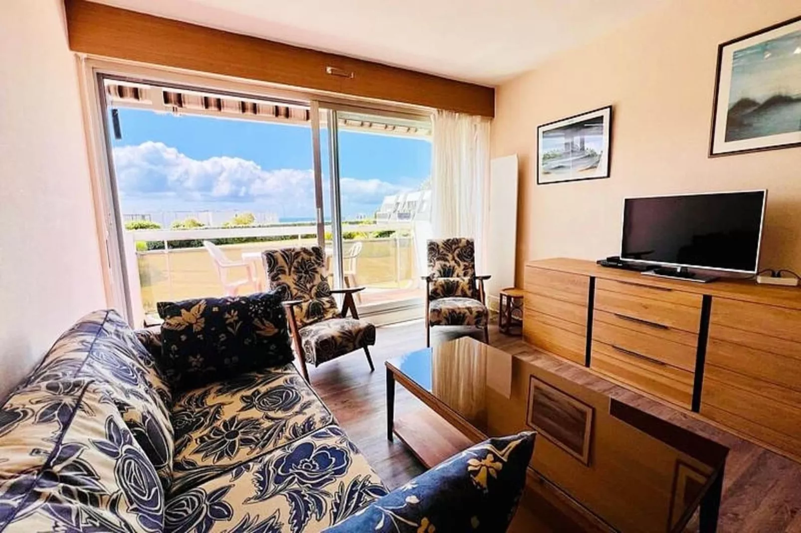 Résidence Conguel-Living room