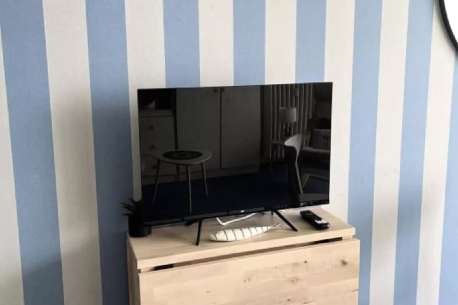 Résidence Vue Sur Les &icirc;les  2&egrave;me &eacute;tage Proche Thalasso-Living room