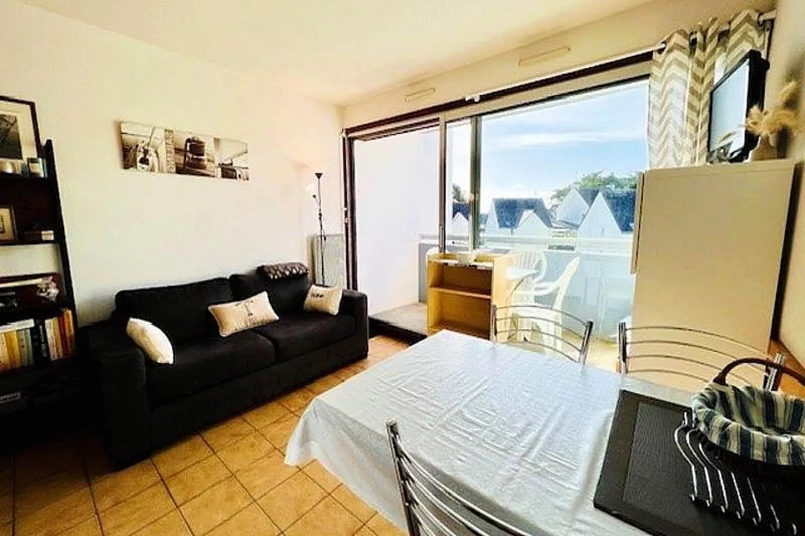 Résidence An Tour Tan-Dining room