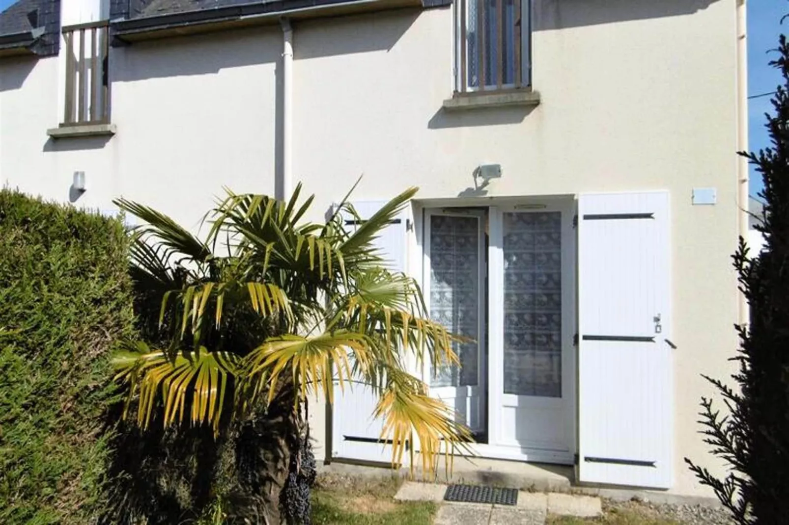 Résidence Les Korrigans-Außenbereich Sommer