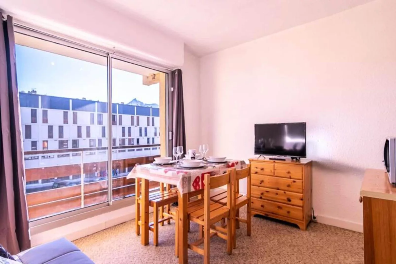 Résidence Sol Y Neou A - Salle à manger