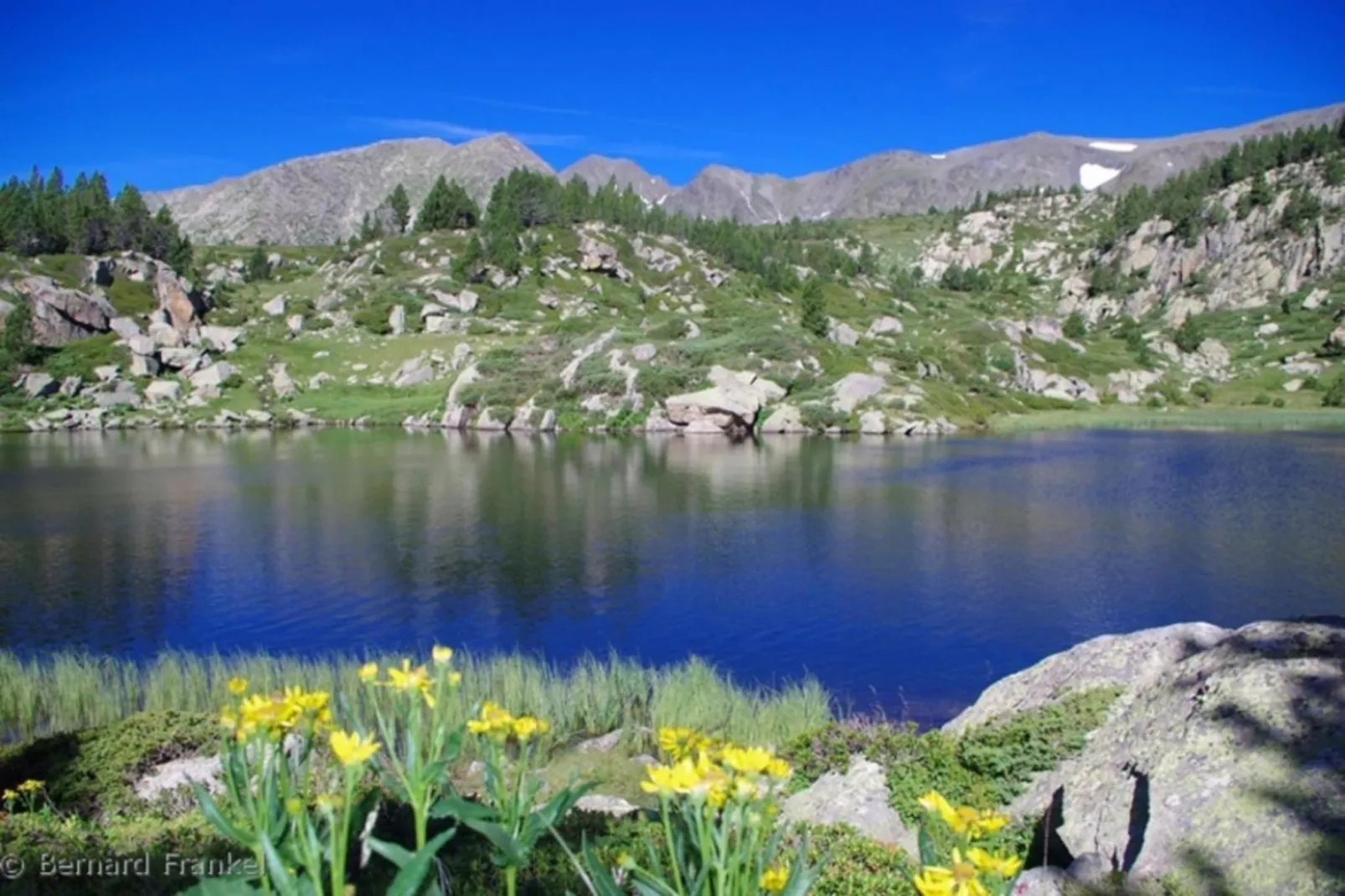 Résidence Goélia Le Domaine de Castella***-Zones été à 5 km
