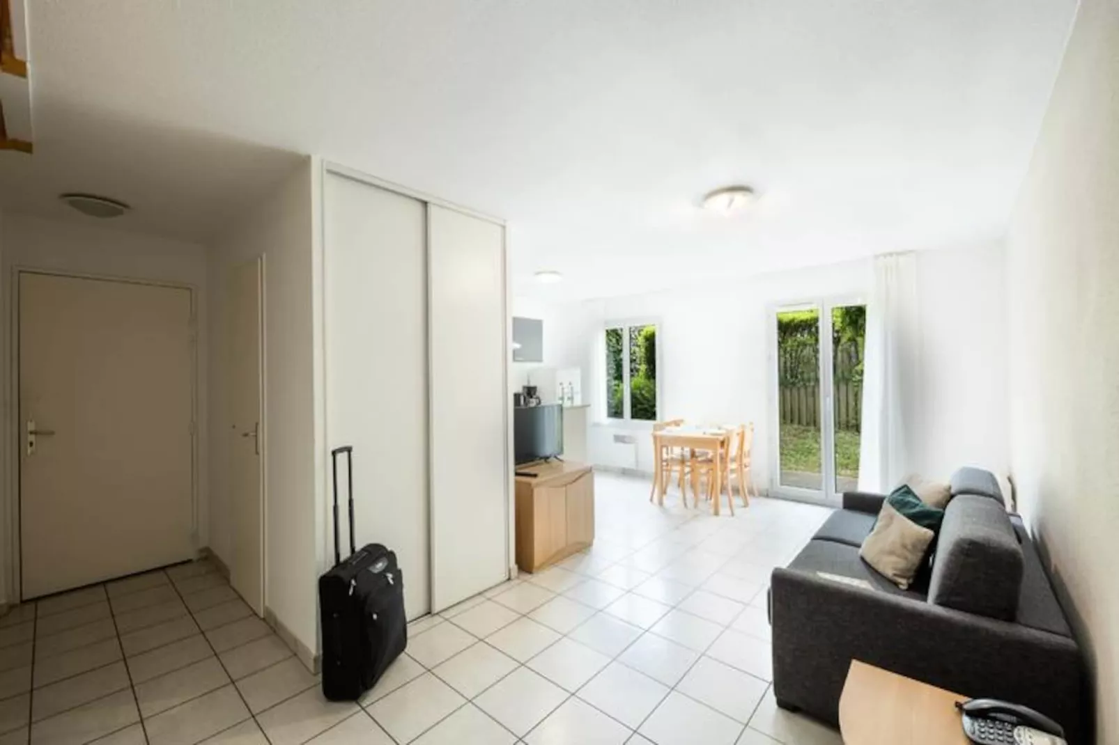 Appart'hôtel Garden & City Lyon - Lissieu 3*-Image-tags.